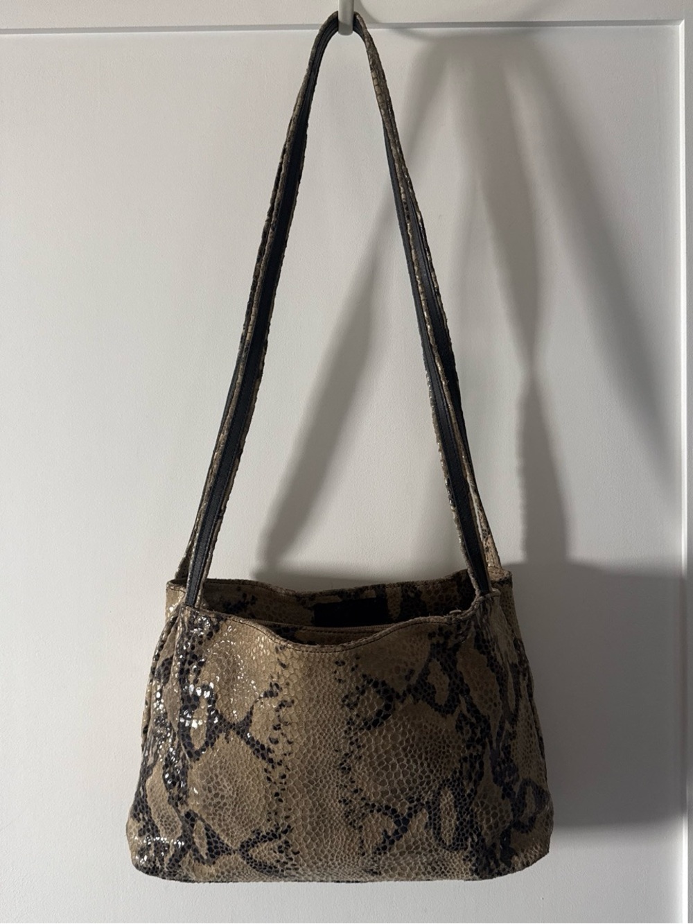 Maxima Vintage snake print leather purse